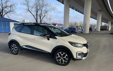 Renault Kaptur I рестайлинг, 2018 год, 1 560 000 рублей, 2 фотография
