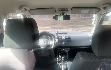 Suzuki Swift III, 2007 год, 446 000 рублей, 24 фотография