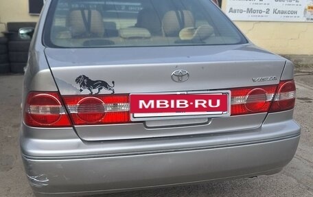 Toyota Vista V30, 1998 год, 450 000 рублей, 2 фотография