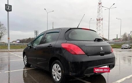 Peugeot 308 II, 2011 год, 450 000 рублей, 2 фотография