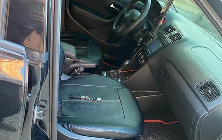 Volkswagen Polo VI (EU Market), 2012 год, 1 000 000 рублей, 18 фотография