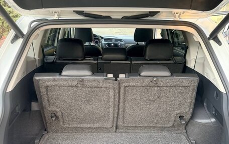 Volkswagen Tiguan II, 2020 год, 3 100 000 рублей, 13 фотография