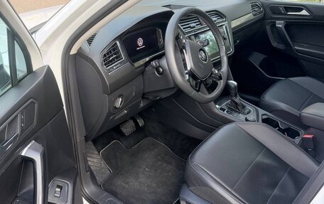 Volkswagen Tiguan II, 2020 год, 3 100 000 рублей, 10 фотография