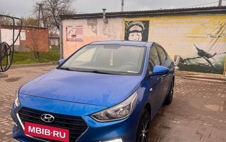 Hyundai Solaris II рестайлинг, 2018 год, 1 300 000 рублей, 3 фотография