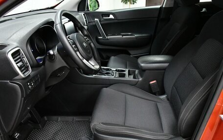 KIA Sportage IV рестайлинг, 2019 год, 2 387 000 рублей, 10 фотография