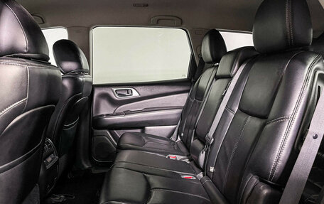 Nissan Pathfinder, 2015 год, 1 797 000 рублей, 10 фотография