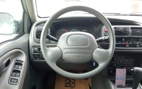 Chevrolet Tracker II, 2003 год, 550 000 рублей, 5 фотография