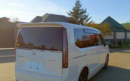 Honda Stepwgn IV, 2022 год, 3 190 000 рублей, 6 фотография