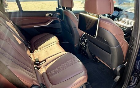 BMW X7, 2022 год, 9 000 000 рублей, 22 фотография