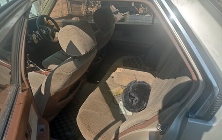 Toyota Corona VIII (T170), 1983 год, 115 000 рублей, 10 фотография