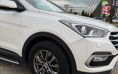Hyundai Santa Fe III рестайлинг, 2017 год, 2 200 000 рублей, 2 фотография