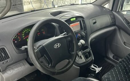 Hyundai Grand Starex Grand Starex I рестайлинг 2, 2011 год, 1 170 000 рублей, 6 фотография