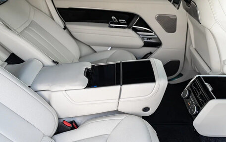 Land Rover Range Rover IV рестайлинг, 2026 год, 19 760 000 рублей, 15 фотография