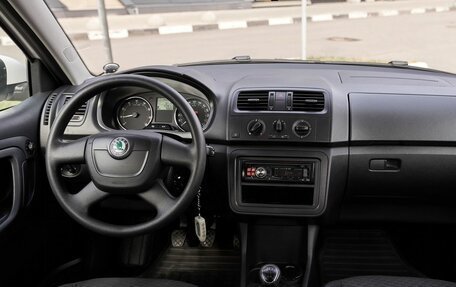 Skoda Fabia II, 2012 год, 585 000 рублей, 8 фотография