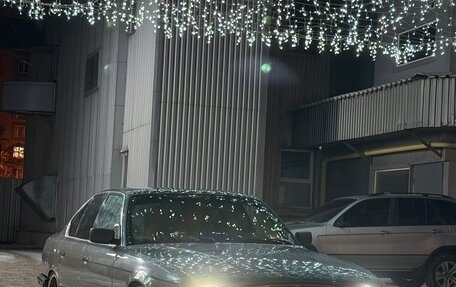 BMW 5 серия, 1993 год, 650 000 рублей, 1 фотография