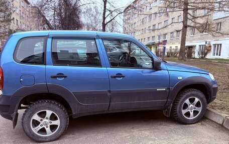 Chevrolet Niva I рестайлинг, 2016 год, 750 000 рублей, 1 фотография