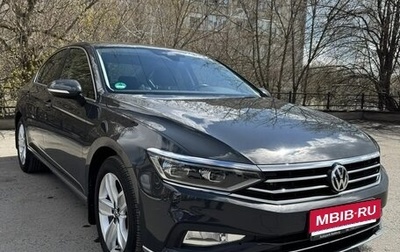 Volkswagen Passat B8 рестайлинг, 2019 год, 2 800 000 рублей, 1 фотография