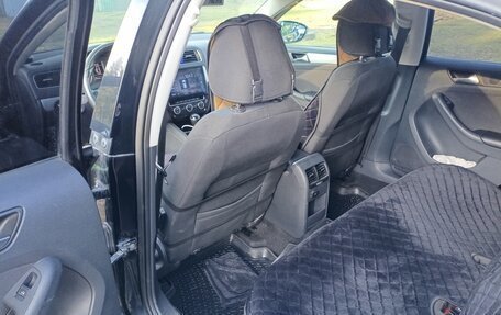 Volkswagen Jetta VI, 2013 год, 850 000 рублей, 9 фотография