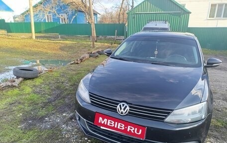 Volkswagen Jetta VI, 2013 год, 850 000 рублей, 5 фотография