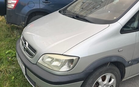 Opel Zafira A рестайлинг, 2003 год, 220 000 рублей, 2 фотография
