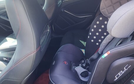 Mercedes-Benz GLA, 2018 год, 2 500 000 рублей, 6 фотография