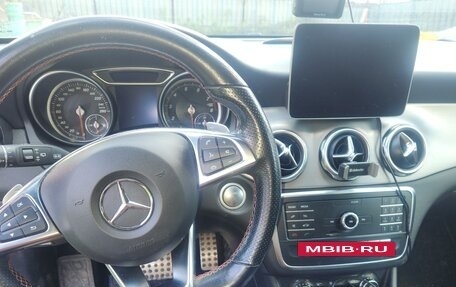 Mercedes-Benz GLA, 2018 год, 2 500 000 рублей, 7 фотография