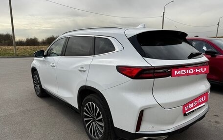 CheryExeed TXL, 2023 год, 2 450 000 рублей, 6 фотография