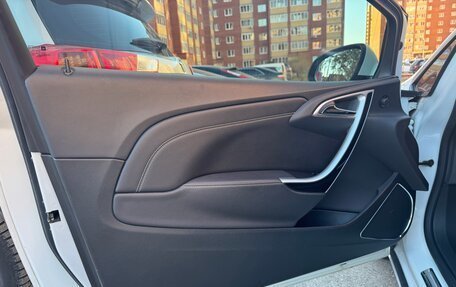 Opel Astra J, 2013 год, 995 000 рублей, 21 фотография