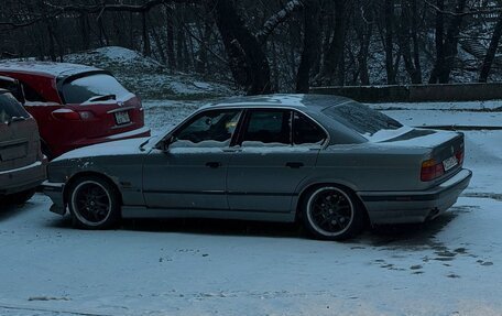 BMW 5 серия, 1993 год, 650 000 рублей, 2 фотография