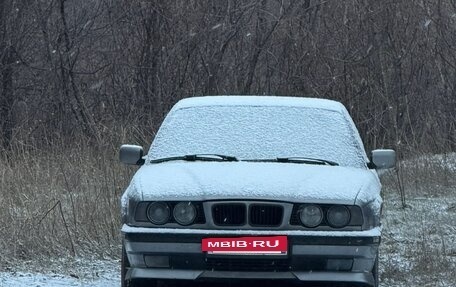 BMW 5 серия, 1993 год, 650 000 рублей, 3 фотография