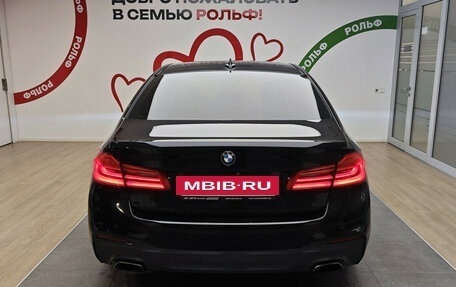 BMW 5 серия, 2018 год, 4 190 000 рублей, 5 фотография