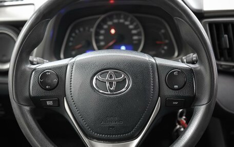 Toyota RAV4, 2014 год, 1 850 000 рублей, 16 фотография