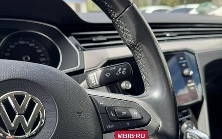 Volkswagen Passat B8 рестайлинг, 2019 год, 2 800 000 рублей, 11 фотография