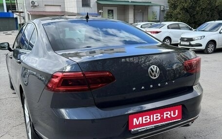 Volkswagen Passat B8 рестайлинг, 2019 год, 2 800 000 рублей, 22 фотография