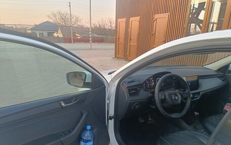 Skoda Rapid II, 2021 год, 1 100 000 рублей, 4 фотография