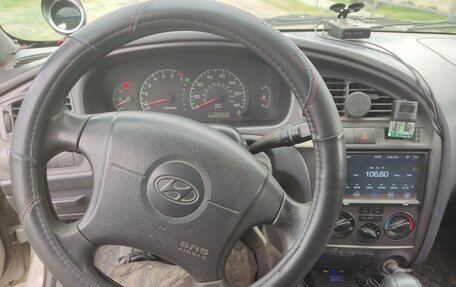Hyundai Elantra III, 2002 год, 300 000 рублей, 8 фотография