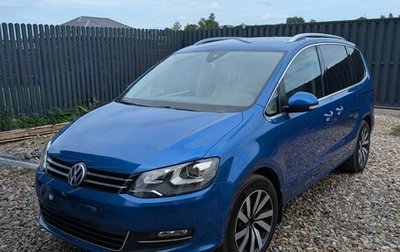 Volkswagen Sharan II, 2019 год, 3 575 000 рублей, 1 фотография