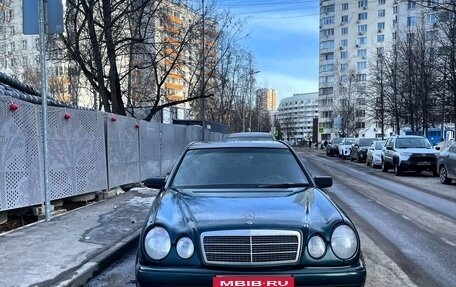 Mercedes-Benz E-Класс, 1996 год, 280 000 рублей, 1 фотография