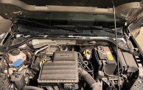 Volkswagen Jetta VI, 2018 год, 1 200 000 рублей, 15 фотография