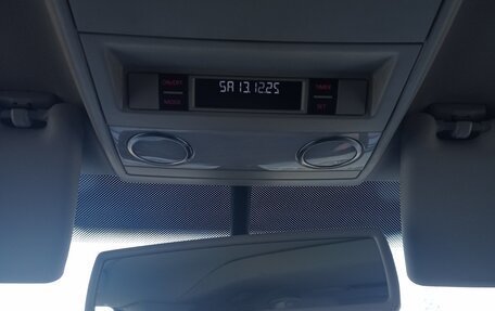 Volkswagen Multivan T5, 2013 год, 2 575 000 рублей, 28 фотография