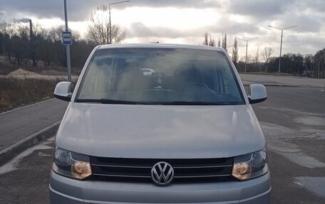 Volkswagen Multivan T5, 2013 год, 2 575 000 рублей, 8 фотография