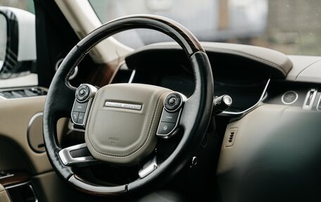 Land Rover Range Rover IV рестайлинг, 2015 год, 4 000 000 рублей, 20 фотография