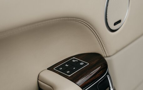 Land Rover Range Rover IV рестайлинг, 2015 год, 4 000 000 рублей, 18 фотография