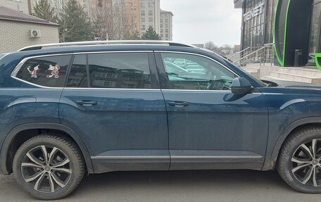 Volkswagen Teramont I, 2018 год, 3 200 000 рублей, 3 фотография