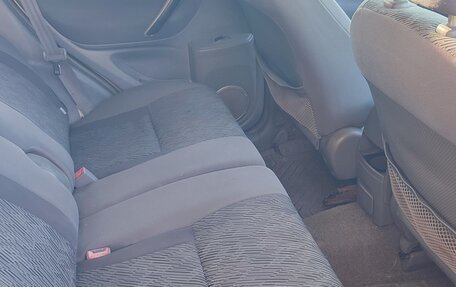 Toyota RAV4, 2002 год, 500 000 рублей, 13 фотография