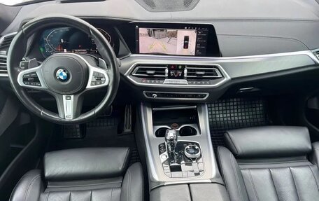 BMW X5, 2019 год, 4 800 000 рублей, 8 фотография