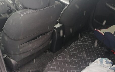 Toyota Corolla, 2011 год, 1 000 000 рублей, 7 фотография