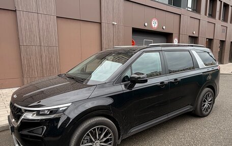 KIA Carnival, 2021 год, 3 700 000 рублей, 1 фотография