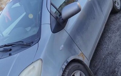 Toyota Yaris III рестайлинг, 2008 год, 385 000 рублей, 1 фотография