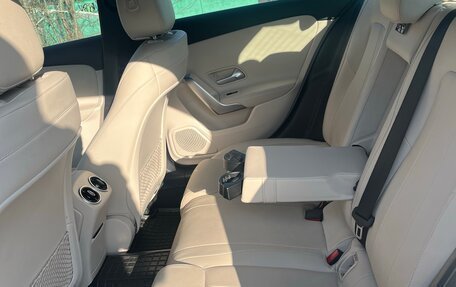 Mercedes-Benz A-Класс, 2020 год, 2 350 000 рублей, 14 фотография